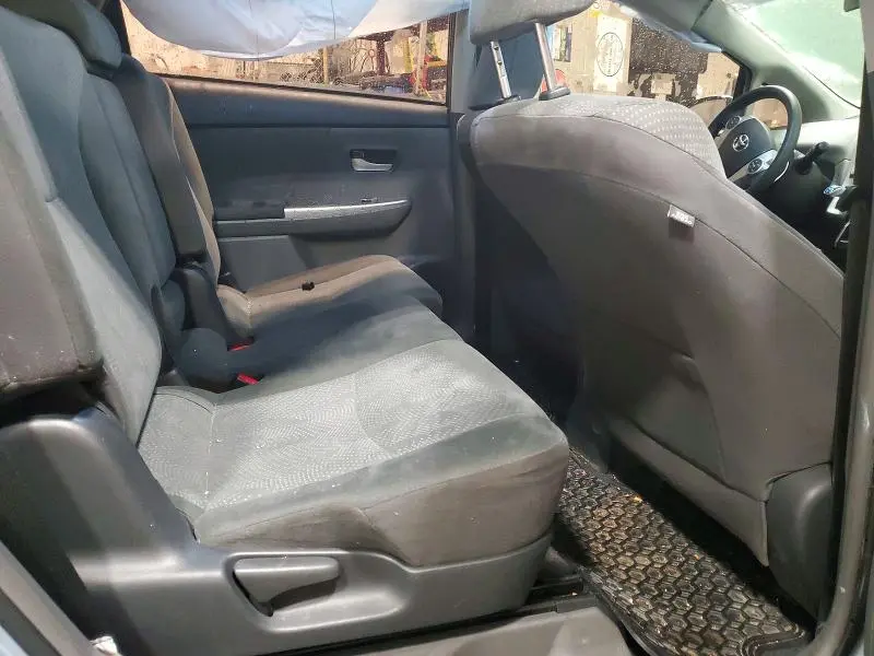 2012 TOYOTA PRIUS V   
