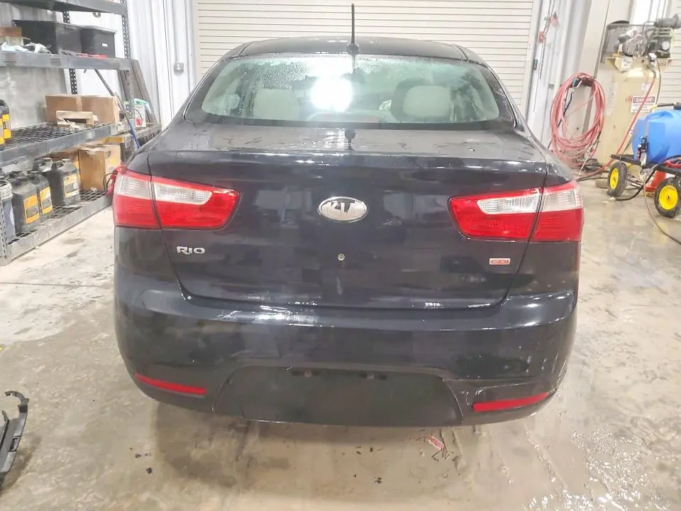 2014 KIA RIO LX  
