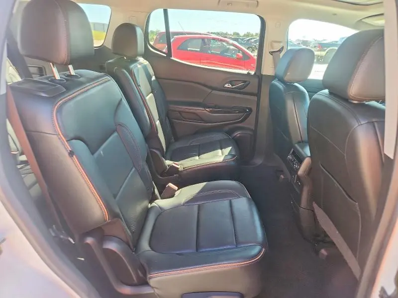 2020 GMC ACADIA AT4  
