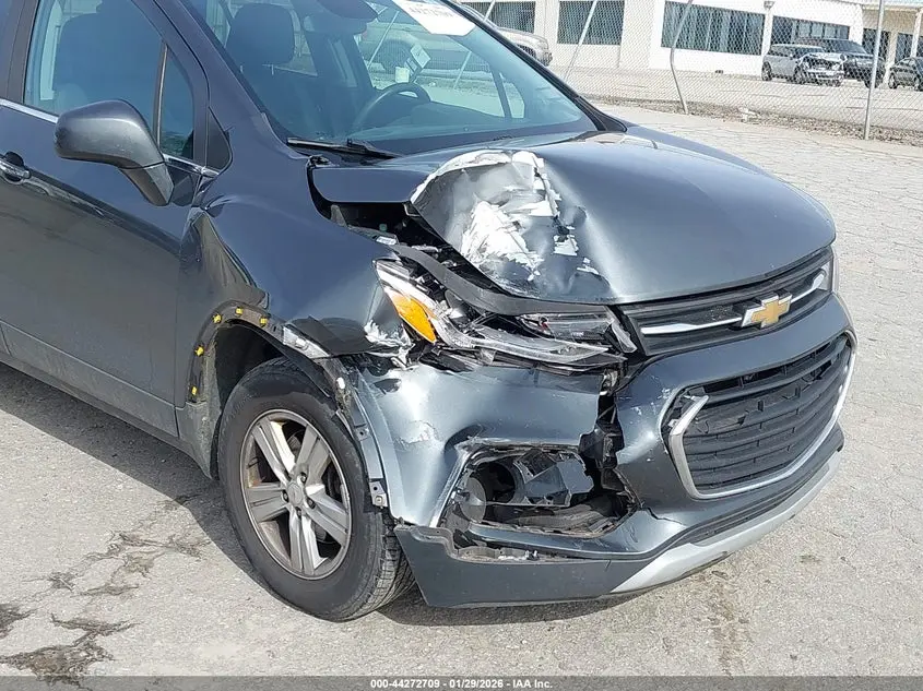 2017 CHEVROLET TRAX LT