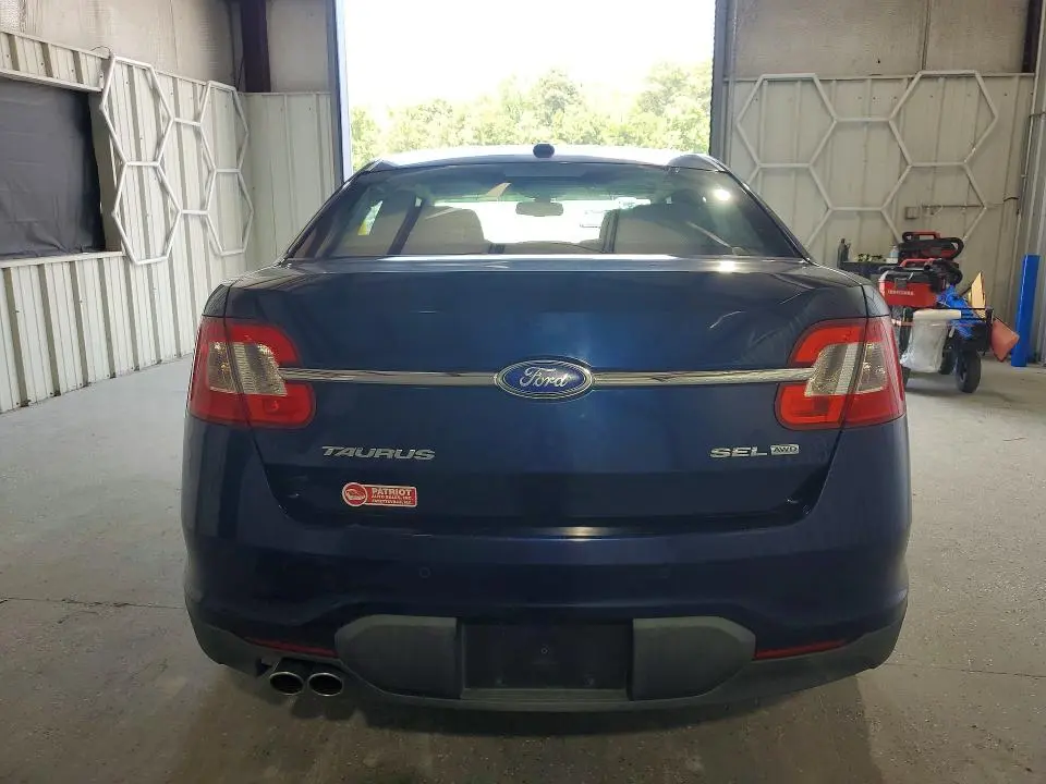 2011 FORD TAURUS SEL  