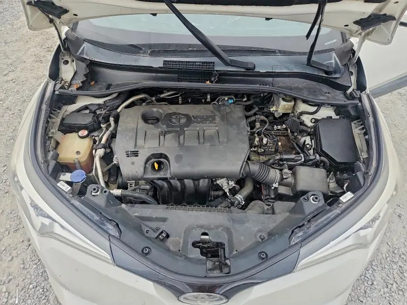 2018 TOYOTA C-HR XLE  