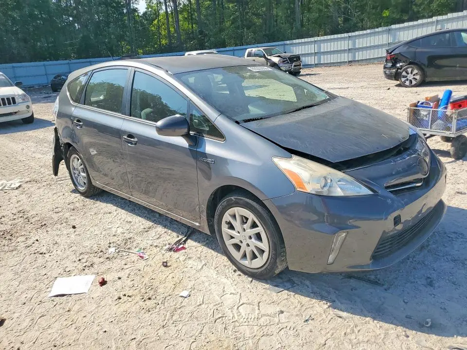 2013 TOYOTA PRIUS V THREE  