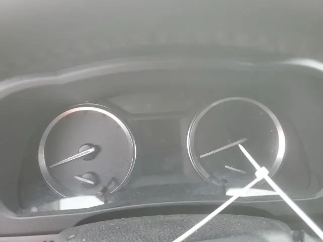 2015 TOYOTA HIGHLANDER LE  