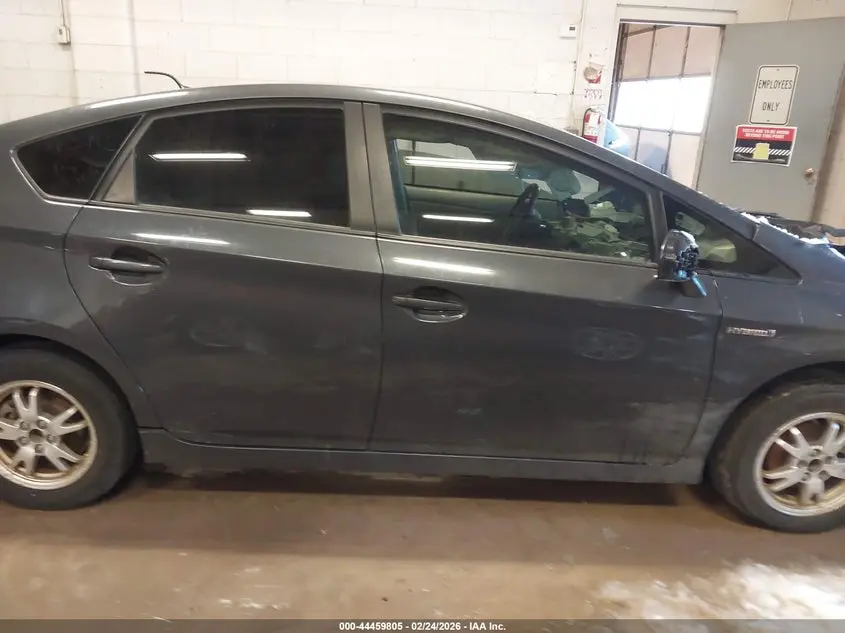 2013 TOYOTA PRIUS THREE