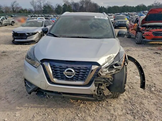 2018 NISSAN KICKS S  