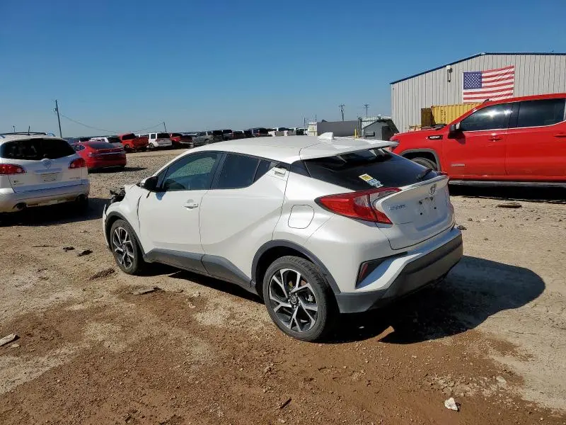 2021 TOYOTA C-HR XLE  