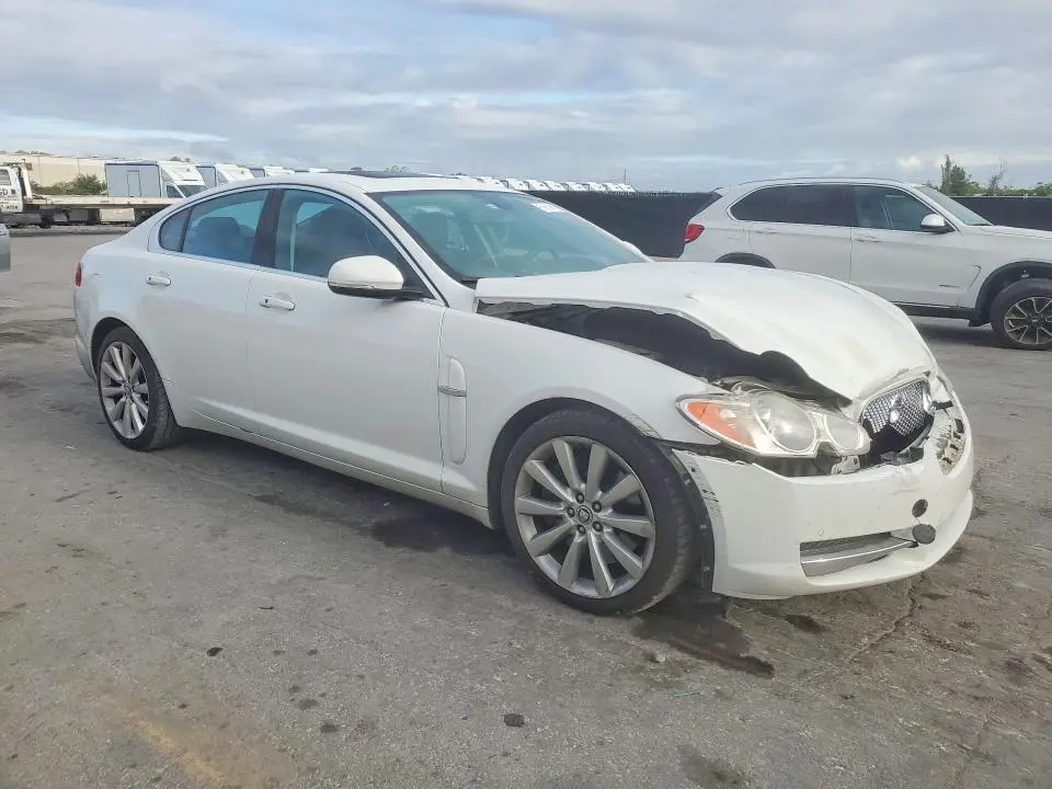 2011 JAGUAR XF PREMIUM  