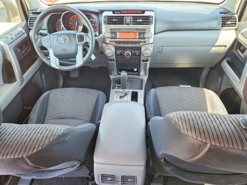 2010 TOYOTA 4RUNNER SR5  