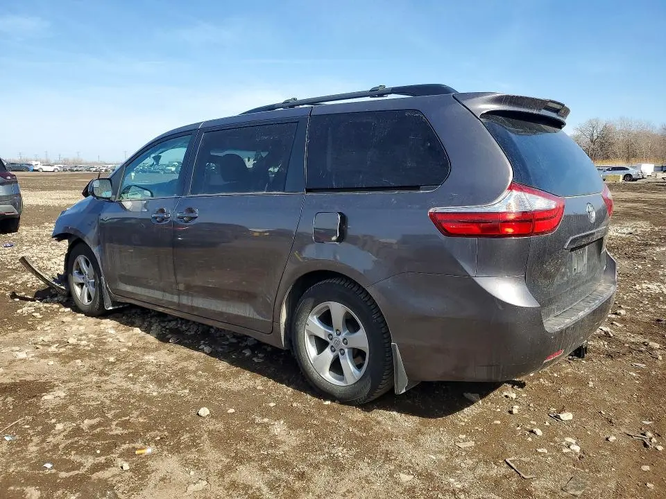 2017 TOYOTA SIENNA LE 8-PASSENGER  