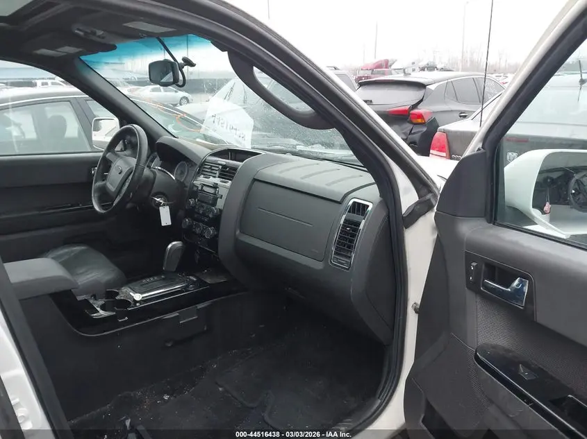 2012 FORD ESCAPE LIMITED