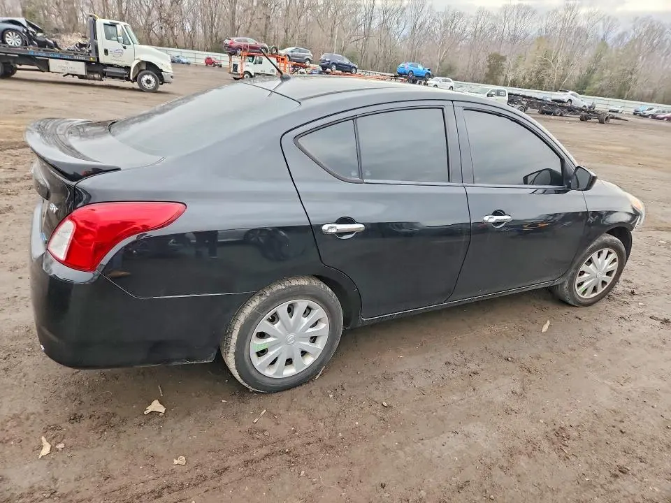 2016 NISSAN VERSA S  