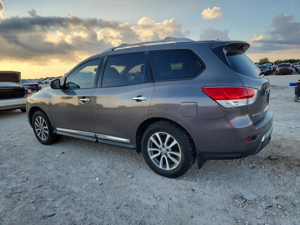 2013 NISSAN PATHFINDER S  