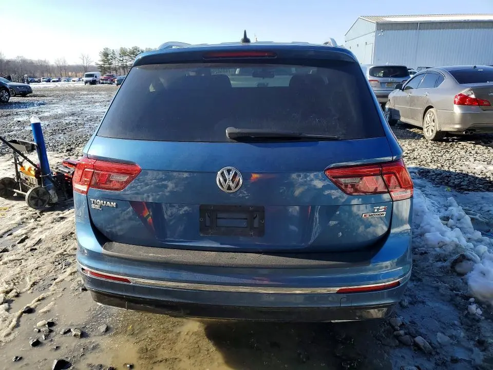2018 VOLKSWAGEN TIGUAN SE  