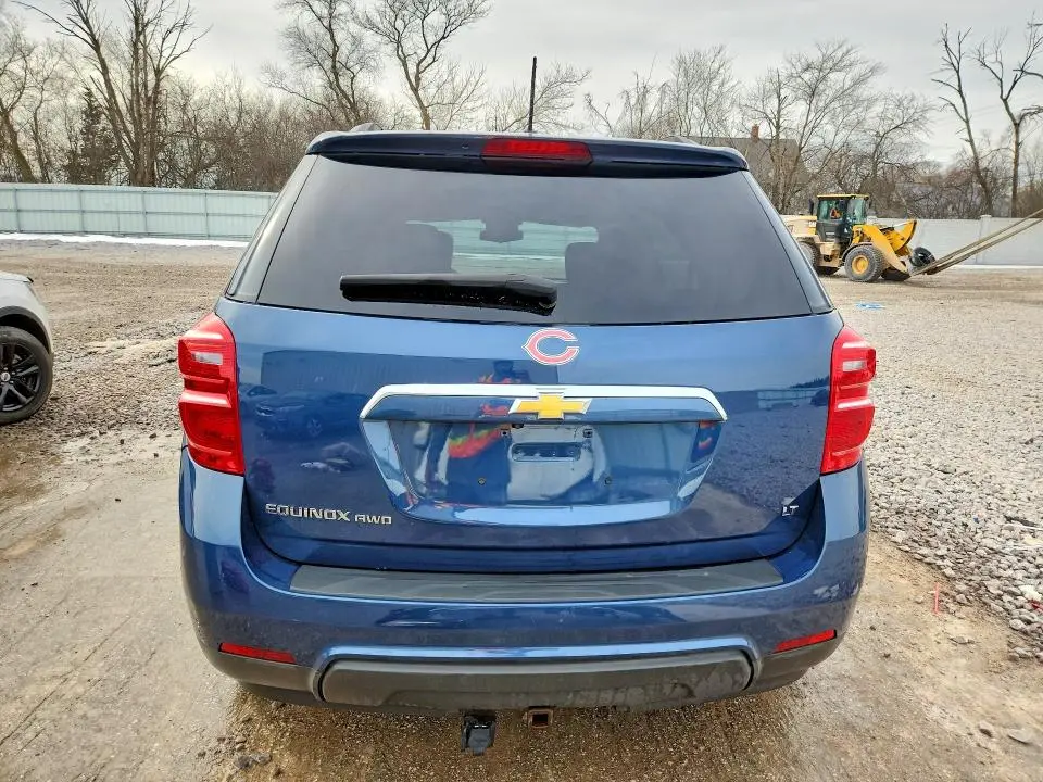 2017 CHEVROLET EQUINOX LT  