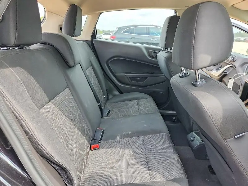 2013 FORD FIESTA SE  