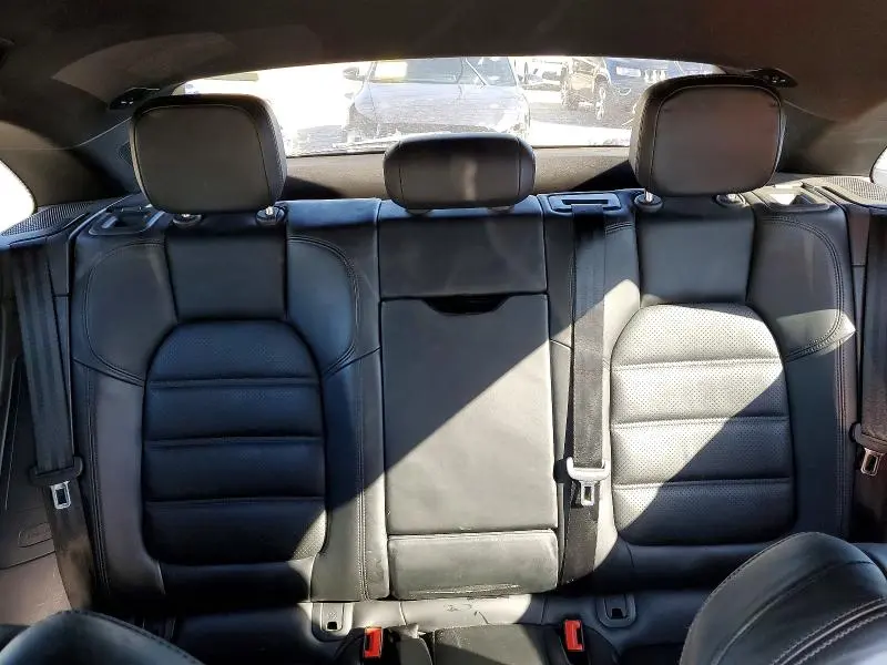 2015 PORSCHE MACAN S  