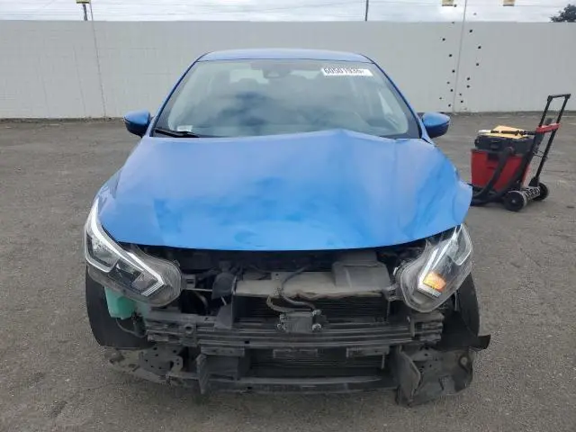 2021 NISSAN VERSA SV  