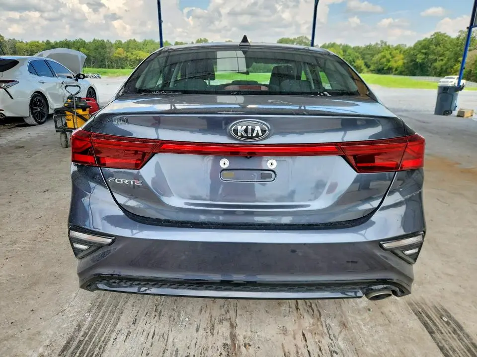2020 KIA FORTE LXS  