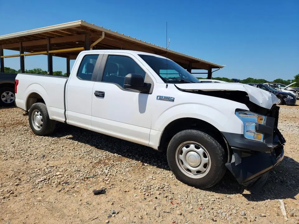 2015 FORD F150 SUPER CAB  
