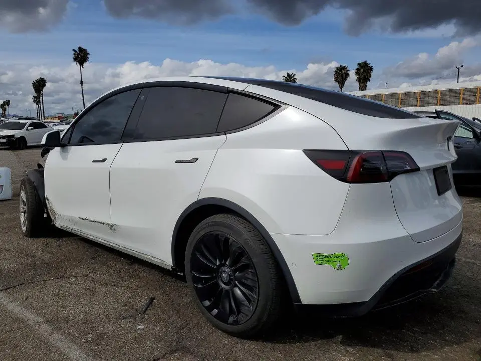 2022 TESLA MODEL Y   