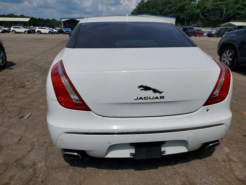 2014 JAGUAR XJL PORTFOLIO  
