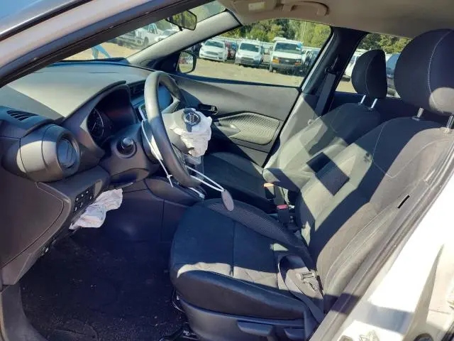 2020 NISSAN KICKS S  