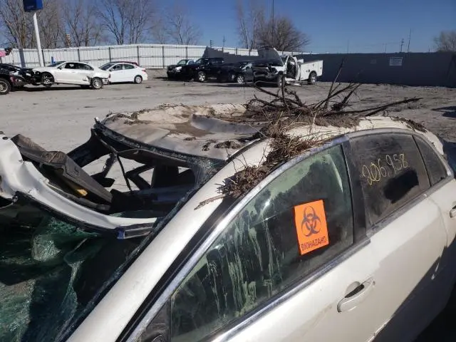 2011 CHEVROLET MALIBU 1LT  