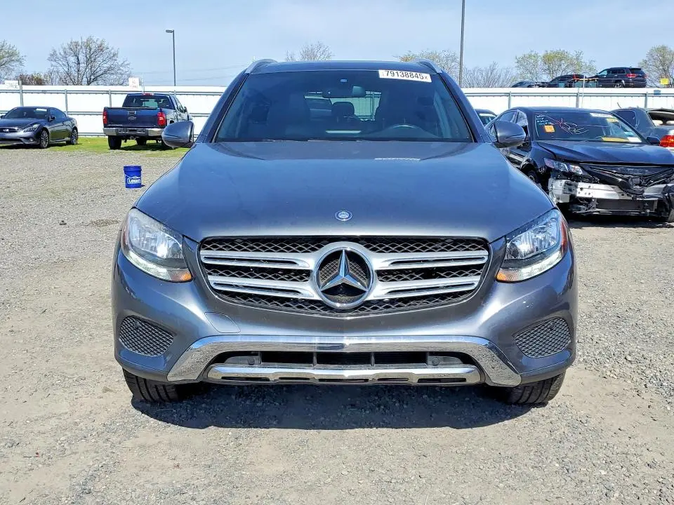 2017 MERCEDES-BENZ GLC 300  