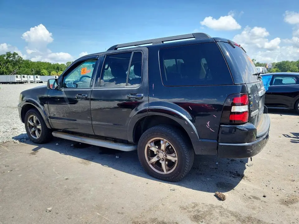 2010 FORD EXPLORER XLT  