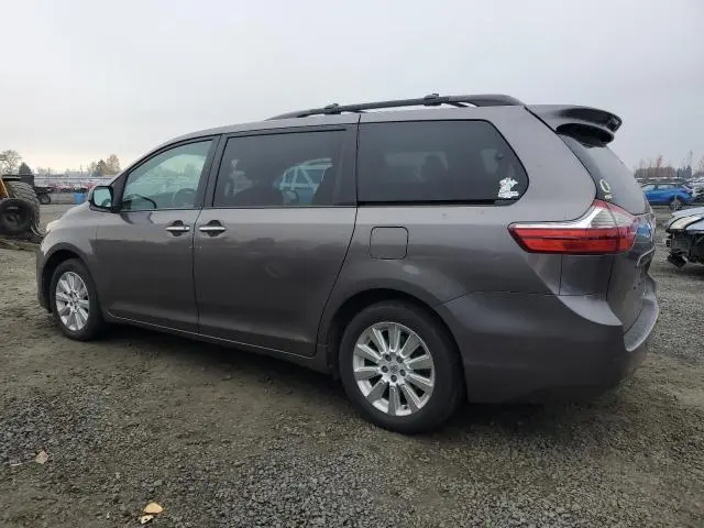 2015 TOYOTA SIENNA XLE  