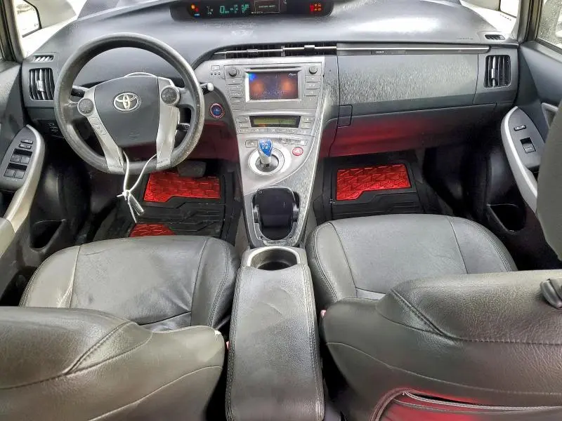 2013 TOYOTA PRIUS   