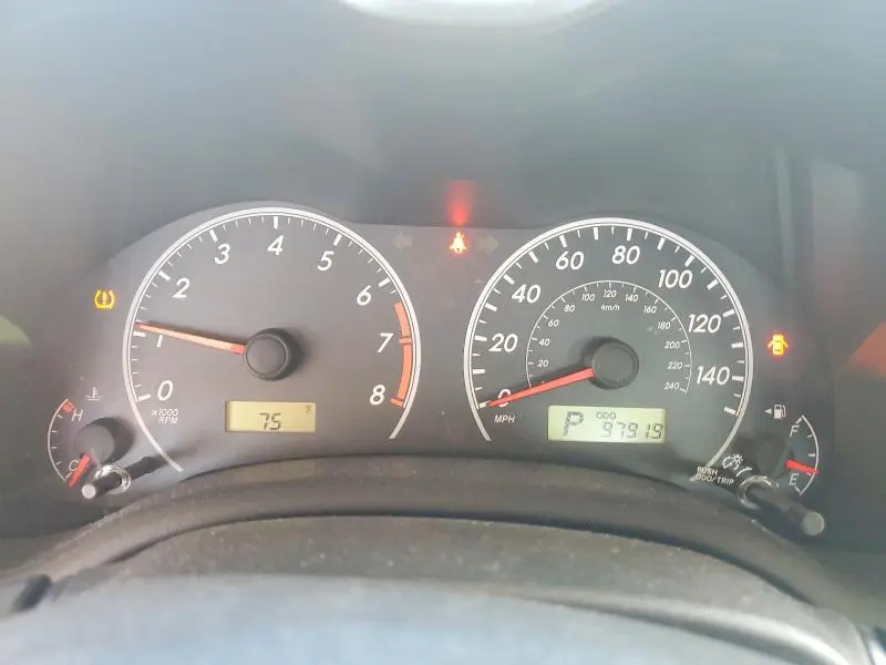 2013 TOYOTA COROLLA LE  