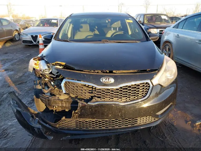 2014 KIA FORTE LX