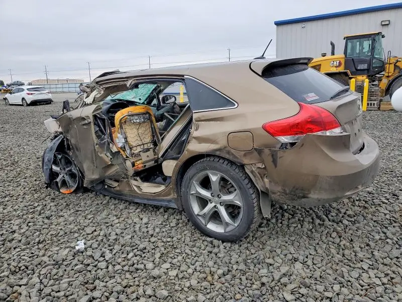 2010 TOYOTA VENZA   