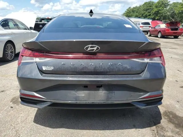 2021 HYUNDAI ELANTRA SEL  