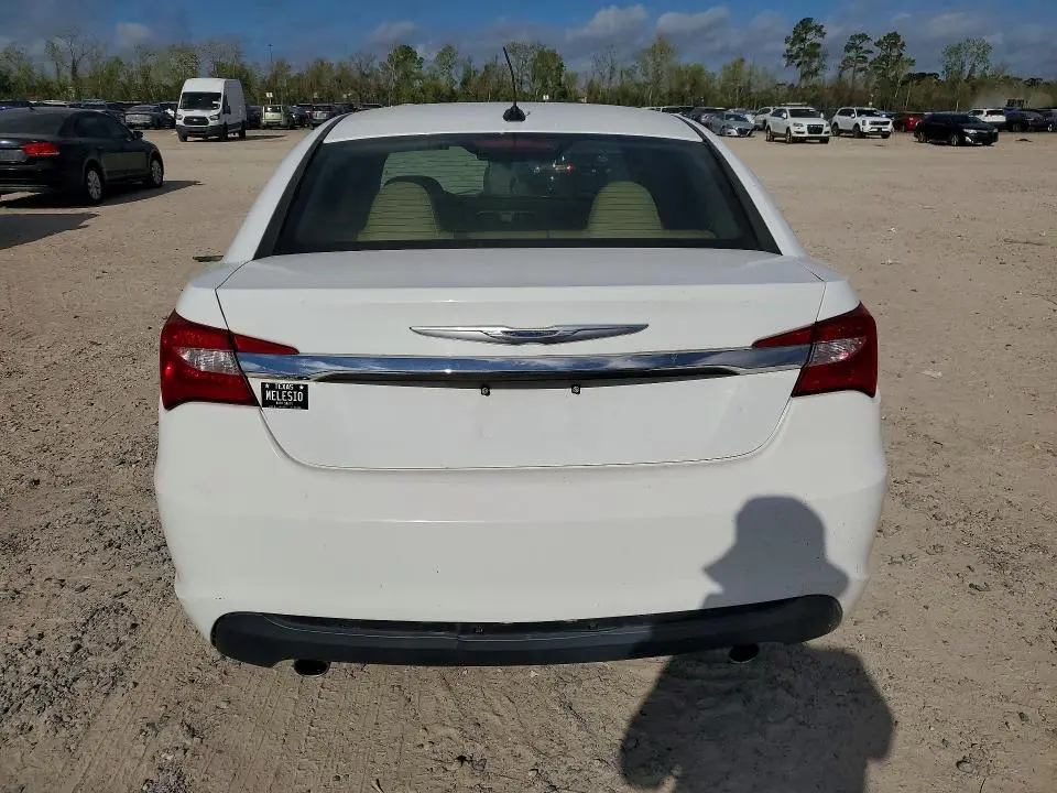 2011 CHRYSLER 200 LIMITED  