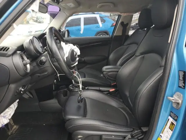 2015 MINI COOPER S  