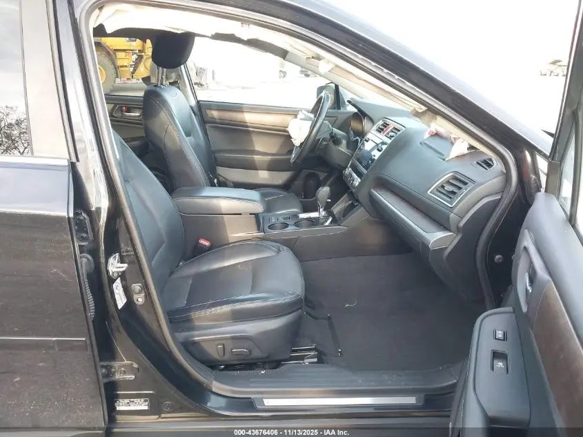 2017 SUBARU OUTBACK 3.6R LIMITED