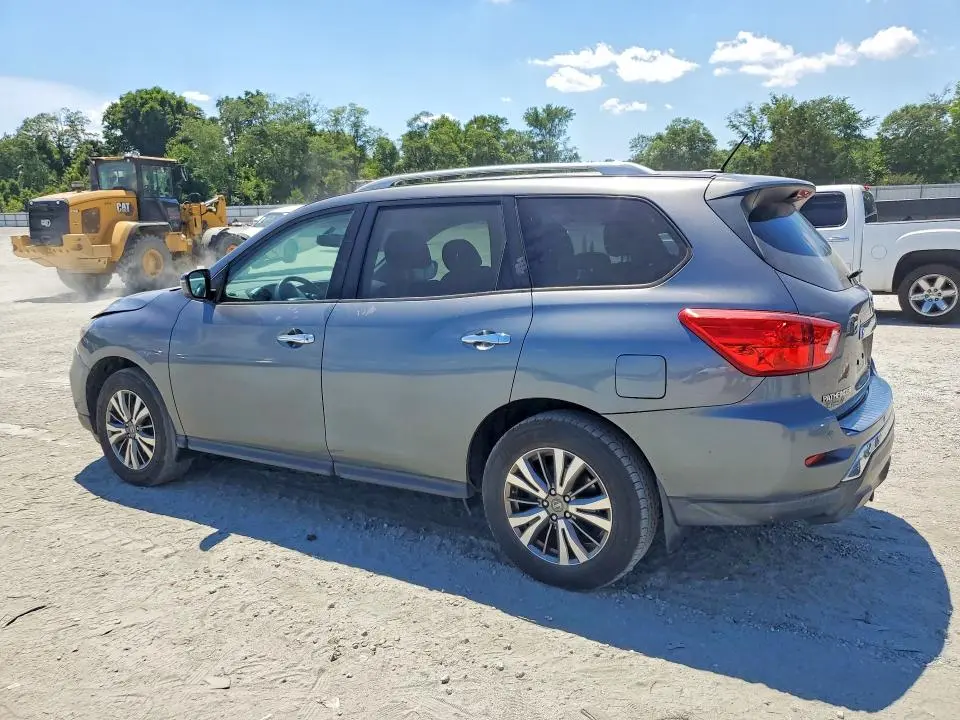 2018 NISSAN PATHFINDER SV  