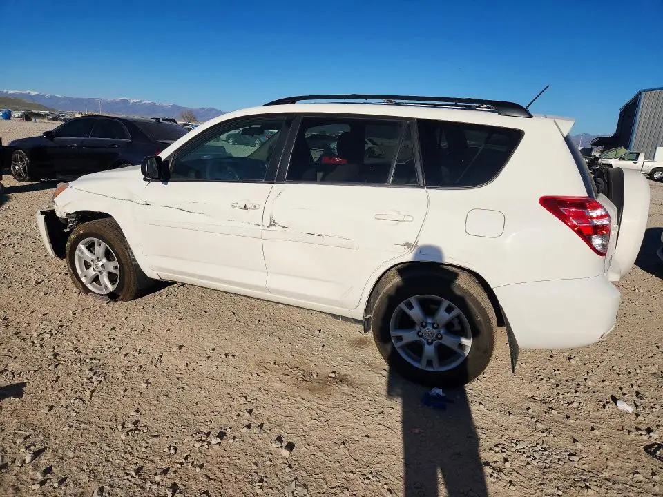 2012 TOYOTA RAV4 BASE  