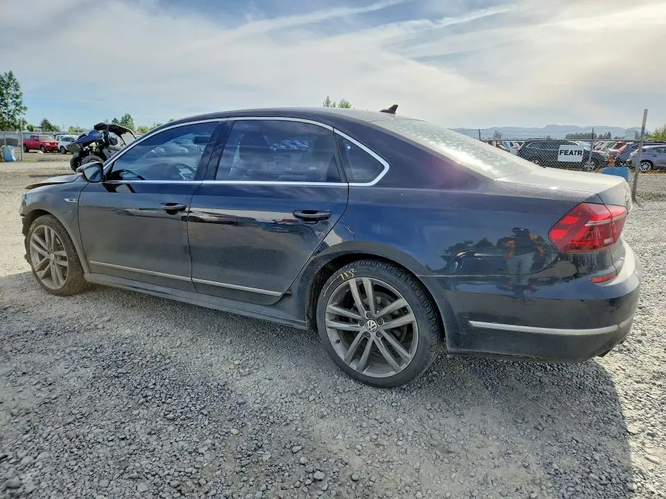 2017 VOLKSWAGEN PASSAT R-LINE  