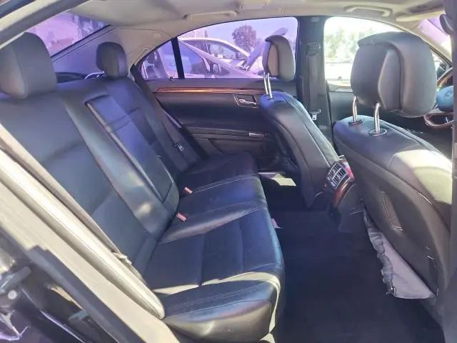 2011 MERCEDES-BENZ S 550  