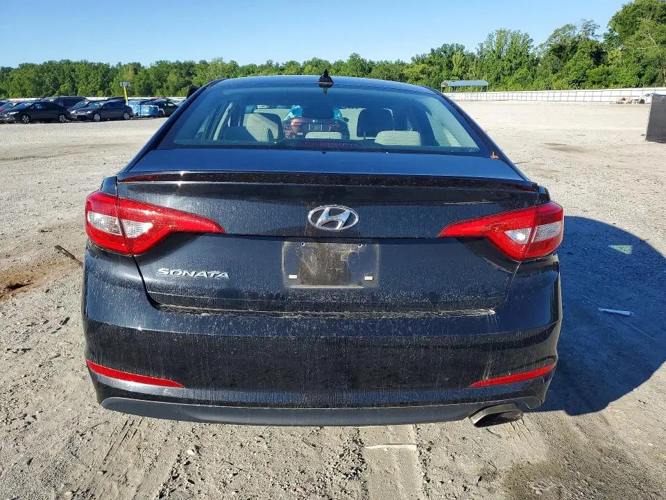 2016 HYUNDAI SONATA SE  