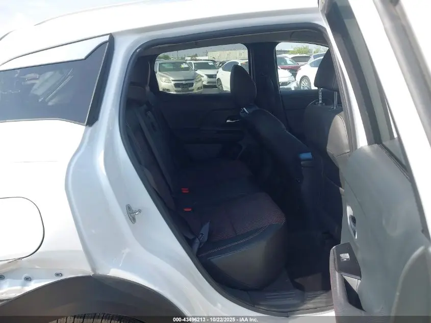 2025 NISSAN KICKS SR FWD