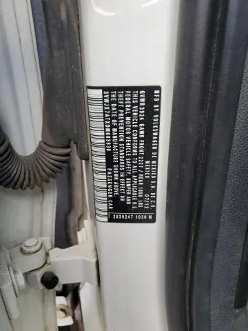 2013 VOLKSWAGEN BEETLE   