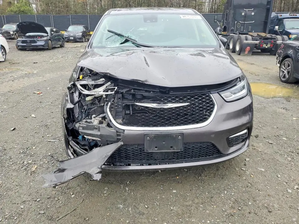 2023 CHRYSLER PACIFICA TOURING L  
