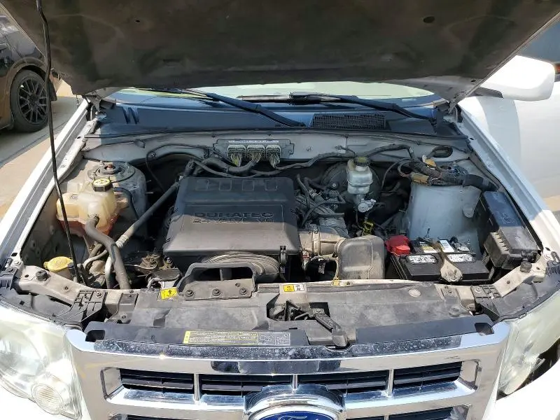 2011 FORD ESCAPE LIMITED  
