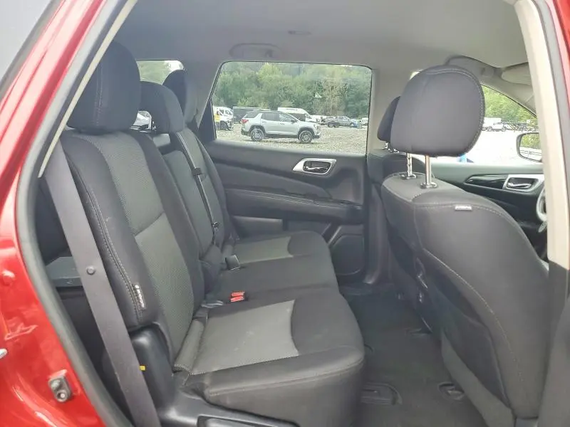 2018 NISSAN PATHFINDER SV  