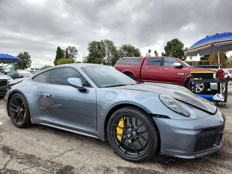 2026 PORSCHE 911 CARRERA GTS  